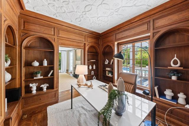 Image 13 of 133 For 2181 Parkside Avenue