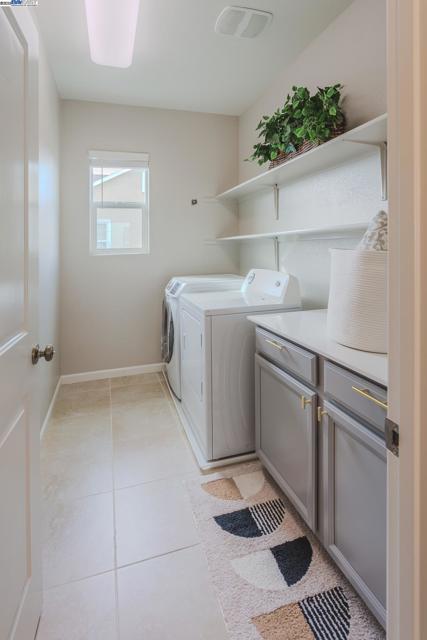 2239 Jessica Way, Tracy CA: https://media.crmls.org/mediaz/4ba9ddb3-23c4-466e-ad4d-7fd7f7c22bbd.jpg