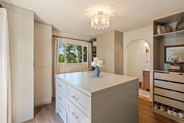 1920 Glennaire Drive, Escondido CA: https://media.crmls.org/mediaz/4baa1924-9edb-4bd8-9d69-f41ce1e9f636.jpg