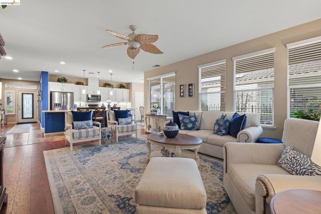 518 American Falls Dr