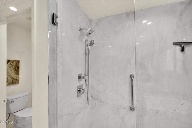 4559 Rayburn Street, Westlake Village CA: https://media.crmls.org/mediaz/4baaae01-a978-4fa8-9da3-92e3d3144395.jpg