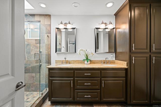 620 Sunset Drive, Vista CA: https://media.crmls.org/mediaz/4bac01a1-fdb5-485f-93ba-4eea47bda12b.jpg