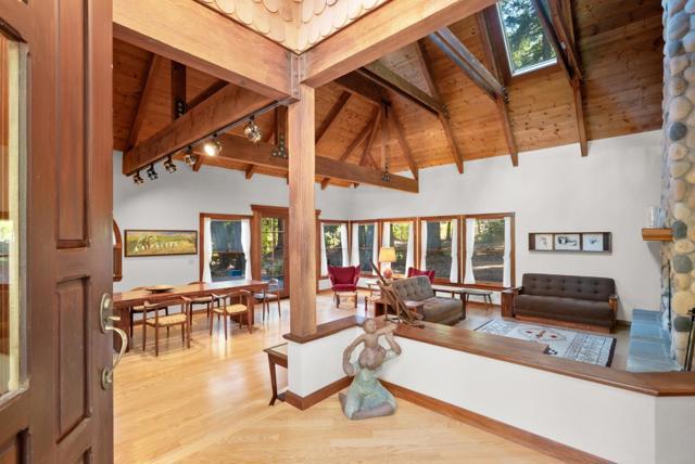 4611 Bonny Doon Road, Santa Cruz CA: https://media.crmls.org/mediaz/4bacc861-6d60-48d9-894e-c12d06a6f17f.jpg
