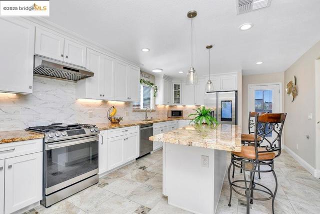2020 Virginia Ave, Richmond CA: https://media.crmls.org/mediaz/4badca30-c1d4-479f-bf84-d06ec62dd7c9.jpg