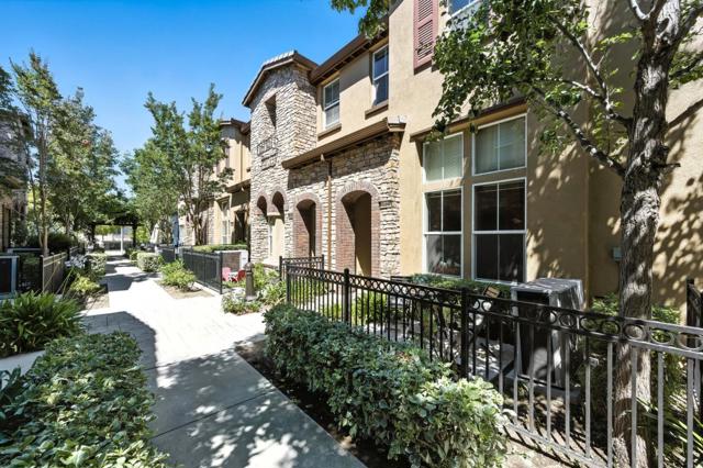 259 Ginko Terrace, Sunnyvale CA: https://media.crmls.org/mediaz/4bae2ab0-b4d9-408e-946e-c79e99a7d376.jpg