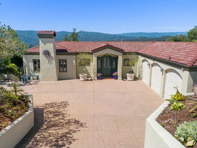 17 Kite Hill Road, Santa Cruz CA: https://media.crmls.org/mediaz/4bae692e-5559-4748-83ce-8af222f6878f.jpg