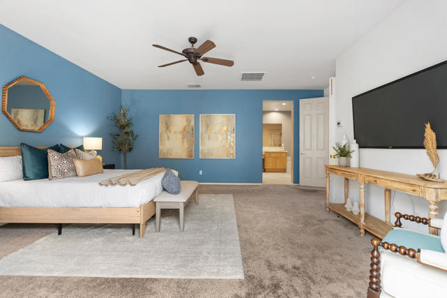 78152 Calle Las Ramblas, La Quinta CA: https://media.crmls.org/mediaz/4baee882-cd51-4d2f-8d49-33cfec34abb9.jpg