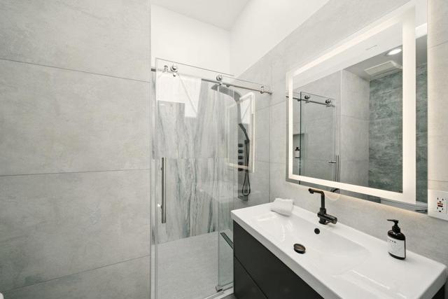 502 Palm Avenue, Los Altos CA: https://media.crmls.org/mediaz/4baf76ea-f26c-43ad-9134-a6064f22f462.jpg