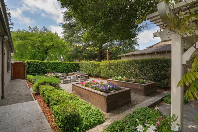 2995 Hacienda Street, San Mateo CA: https://media.crmls.org/mediaz/4baf831b-62fe-4381-b26b-ba431e5ce8ef.jpg