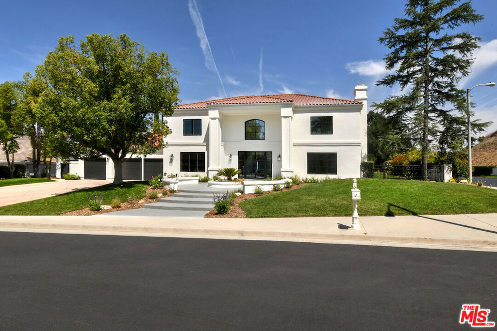 25505 Hamilton Court
