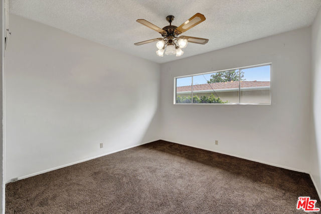 9855 Emperor Avenue, Arcadia CA: https://media.crmls.org/mediaz/4bafb92f-a2ee-482c-8667-73df769abec6.jpg