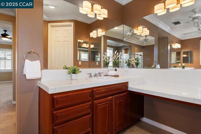 1669 Albani Place, Brentwood CA: https://media.crmls.org/mediaz/4bb03163-d448-4861-bcfd-3a66413e76f4.jpg