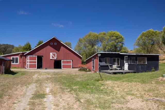 1650 Stage Road, Pescadero CA: https://media.crmls.org/mediaz/4bb06954-6499-4f61-b22e-96a2a1b21a19.jpg