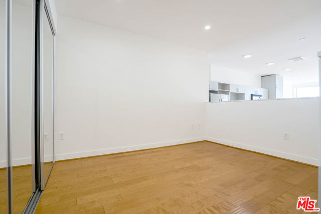 3810 Wilshire Boulevard, Los Angeles CA: https://media.crmls.org/mediaz/4bb0be06-de35-404d-978b-aa487a5b580e.jpg