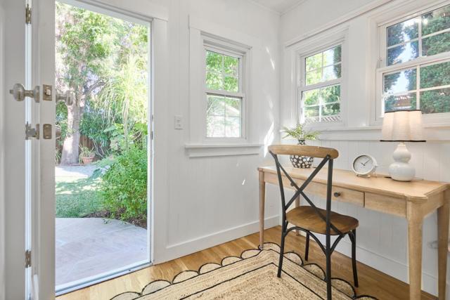 767 Calderon Avenue, Mountain View CA: https://media.crmls.org/mediaz/4bb22b66-bfbc-46ce-b48d-6a42ee24c882.jpg
