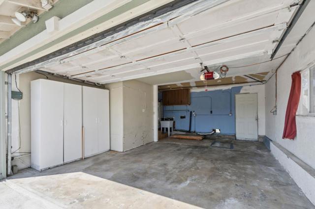 1662 Washington Street, San Mateo CA: https://media.crmls.org/mediaz/4bb256e2-b2c1-44bc-8efe-ade41449f5fe.jpg