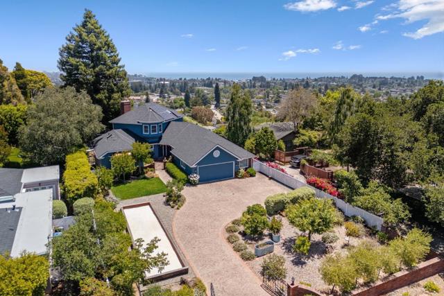 1212 Laurent Street, Santa Cruz CA: https://media.crmls.org/mediaz/4bb27d19-6587-4bb4-9a9b-754f4e184e22.jpg