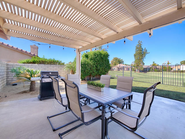 82550 Delano Drive, Indio CA: https://media.crmls.org/mediaz/4bb32e22-c41a-4077-b814-3c3d0927dffe.jpg
