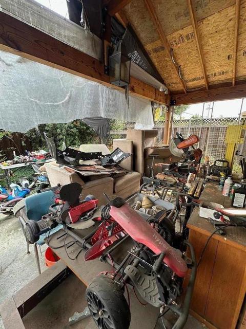 2462 Meridian Avenue, San Jose CA: https://media.crmls.org/mediaz/4bb35e77-bbd0-4865-b27d-9caa662c7b1b.jpg