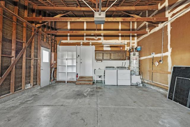 256 Avocet Court, Foster City CA: https://media.crmls.org/mediaz/4bb39b73-5997-4beb-a5b2-bdb42addc355.jpg