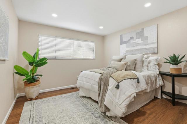 130 Georges Drive, Hollister CA: https://media.crmls.org/mediaz/4bb40e0f-43bc-4c8d-9998-bdef90699400.jpg