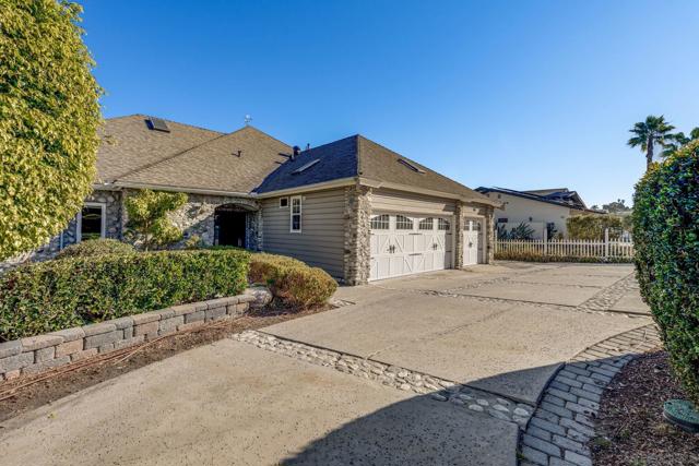 Image 3 of 67 For 2608 La Costa Ave