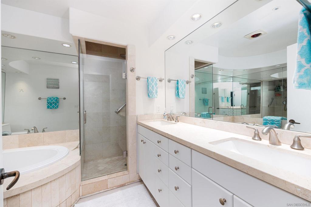 8263 Camino Del Oro - photo 16