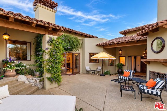 2489 Tuscany Heights Drive, Palm Springs, CA 92262