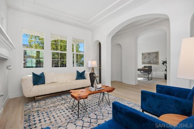 13800 Torrey Del Mar Dr, San Diego CA: https://media.crmls.org/mediaz/4bb58037-287d-4044-a09d-c906f50ff24f.jpg