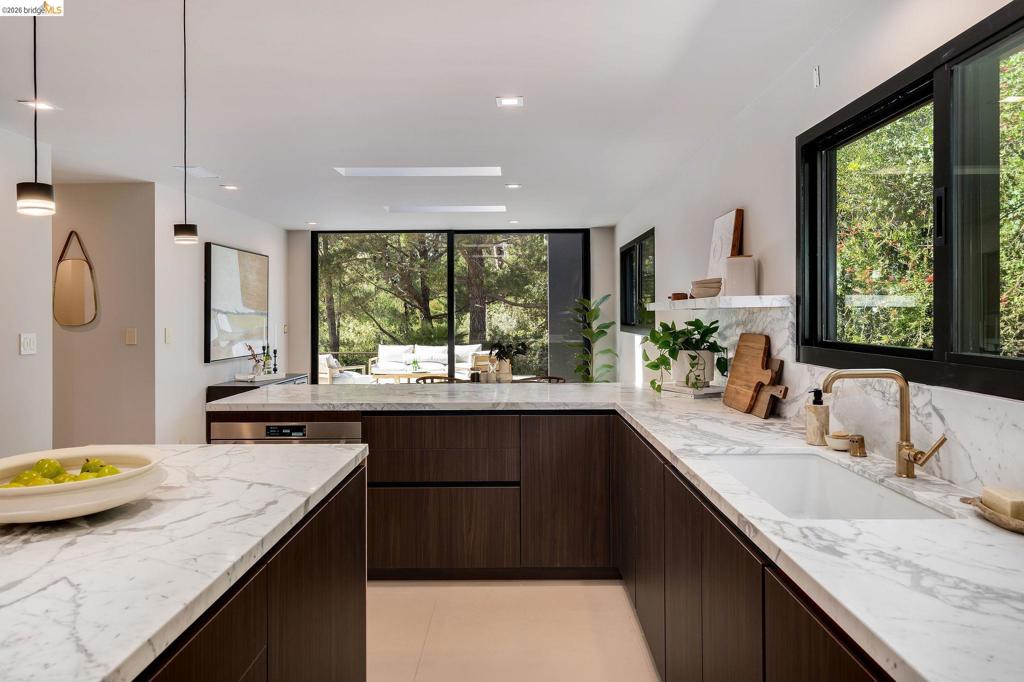 MLS #41136861 image #32