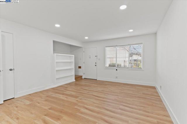 462 Craven Court, Hayward CA: https://media.crmls.org/mediaz/4bb70d7c-af2b-4dd8-ba86-0c6dacf7f06e.jpg