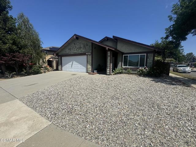 4593 Lubbock Drive, Simi Valley CA: https://media.crmls.org/mediaz/4bb8338c-89e9-4120-8bf6-75bba9559283.jpg