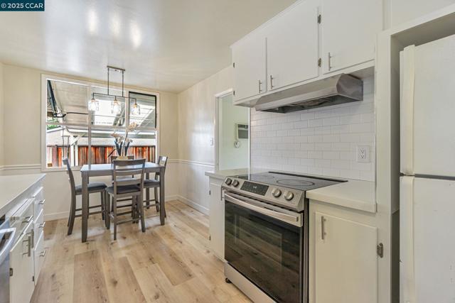 3119 Meadowbrook Dr, Concord CA: https://media.crmls.org/mediaz/4bb91832-ec7e-420d-876c-0c326bb69bd0.jpg