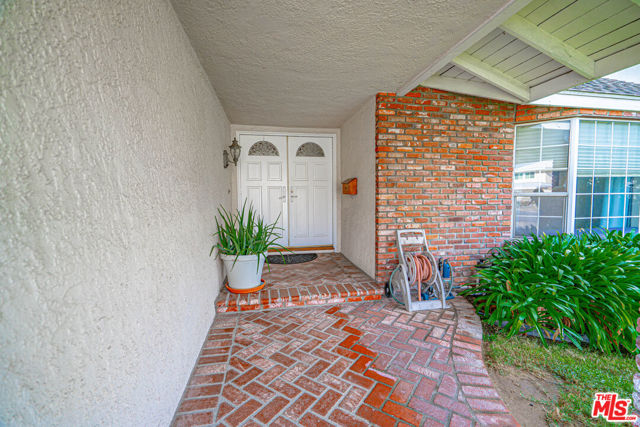 8292 Bellhaven Street, La Palma CA: https://media.crmls.org/mediaz/4bb961f6-4657-40b6-8d73-8dee35e359e3.jpg