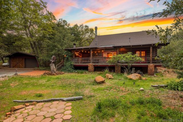 3131 Pera Alta Dr, Julian CA: https://media.crmls.org/mediaz/4bba2fcf-4141-4a16-9939-d4a410f977ba.jpg