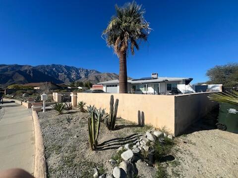 550 W Sunview Avenue, Palm Springs CA: https://media.crmls.org/mediaz/4bba61bd-09c4-4ef7-a994-501c3aa0f8d0.jpg