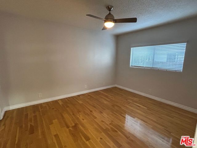 2488 N Beachwood Drive, Los Angeles CA: https://media.crmls.org/mediaz/4bbb4845-3aab-4653-9521-b0a8748968c3.jpg