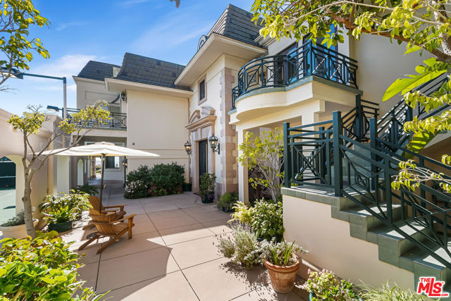 0 Broad Beach Road, Malibu CA: https://media.crmls.org/mediaz/4bbc6fa3-4fd1-4727-b333-c4c2869a5b66.jpg