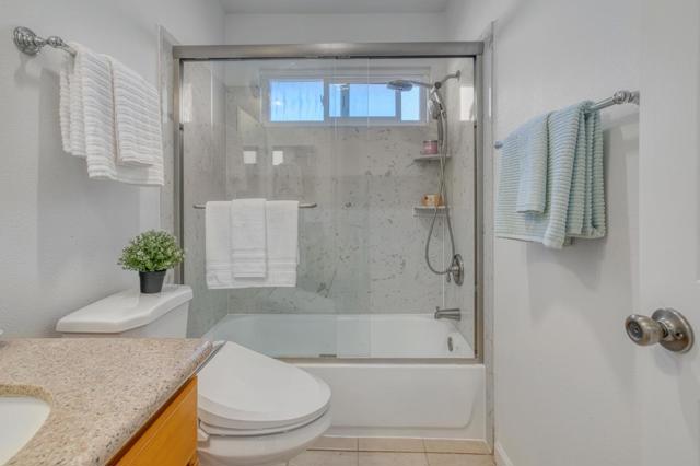 3488 Prince Philip Court, San Jose CA: https://media.crmls.org/mediaz/4bbc9183-bad1-4400-9149-d205e20f2fde.jpg