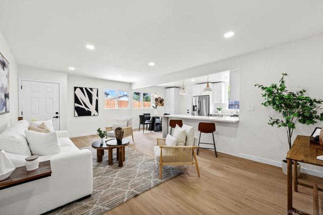 3534 36 Collier Ave, San Diego CA: https://media.crmls.org/mediaz/4bc084dc-751a-4864-b2ef-26fe532dae5e.jpg