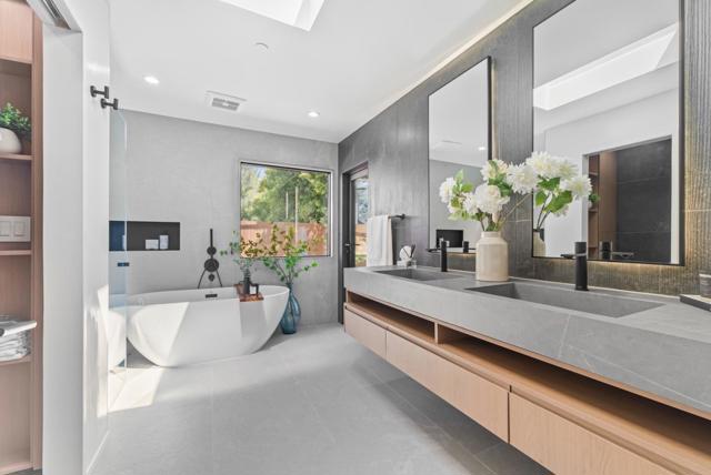 794 Ramona Avenue, Sunnyvale CA: https://media.crmls.org/mediaz/4bc1666d-c089-40c7-a144-d52da9f9863c.jpg
