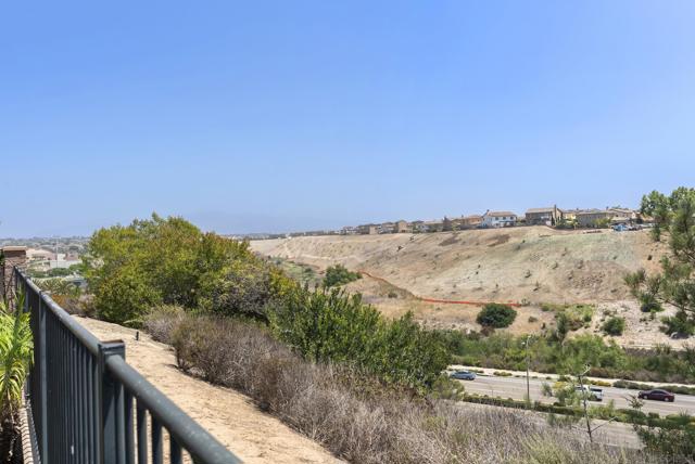 1438 Carneros Valley St, Chula Vista CA: https://media.crmls.org/mediaz/4bc17f48-26ad-42ff-a3e9-687d12f9a6c0.jpg