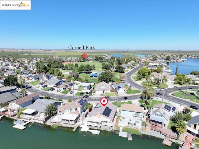 780 Beaver Ln, Discovery Bay CA: https://media.crmls.org/mediaz/4bc3105e-025d-427c-9146-9f0503f4d411.jpg