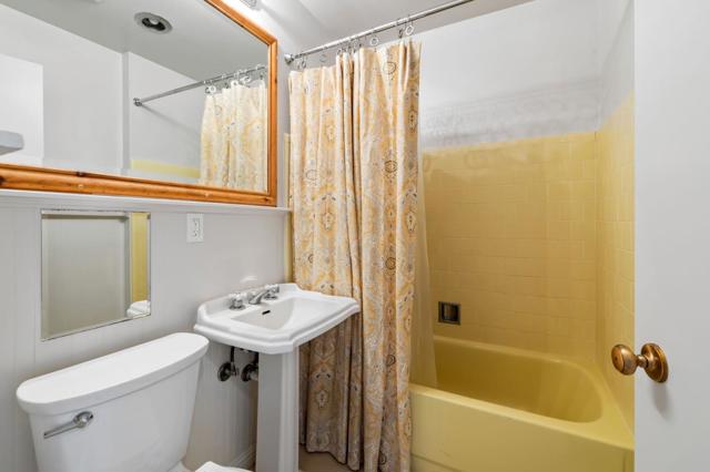 2074 Marsala Circle, Monterey CA: https://media.crmls.org/mediaz/4bc31f3f-bb02-4c4e-aa69-4b5e7a89abd1.jpg