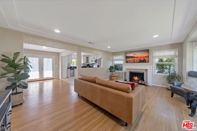1310 Fairfield Street photo 4