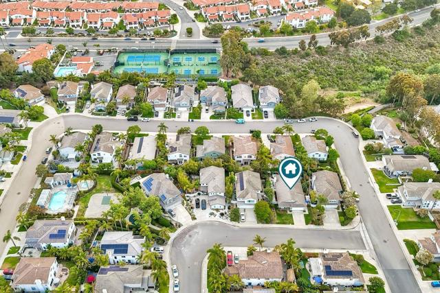 6707 Ketch Way, Carlsbad CA: https://media.crmls.org/mediaz/4bc33f6b-57e9-4256-af60-4b4db4c086d6.jpg