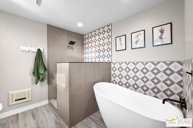 28220 Horizon Road, Cathedral City CA: https://media.crmls.org/mediaz/4bc36559-e45b-47d4-ba9a-7b9eeeb7c692.jpg