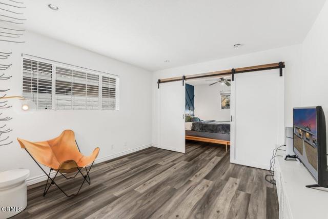 1431 Lakehurst Street, Oxnard CA: https://media.crmls.org/mediaz/4bc38733-a9f4-4e41-b8d1-ea50916d22f7.jpg