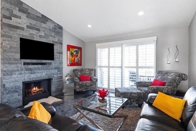 153 Desert Falls E Drive, Palm Desert CA: https://media.crmls.org/mediaz/4bc4195a-b299-4720-990e-907ad7d7ffc6.jpg