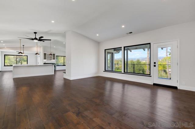 1080 Landavo Rancho Rd, Escondido CA: https://media.crmls.org/mediaz/4bc474fe-d896-4d5d-af1f-46e5d9e3cf71.jpg